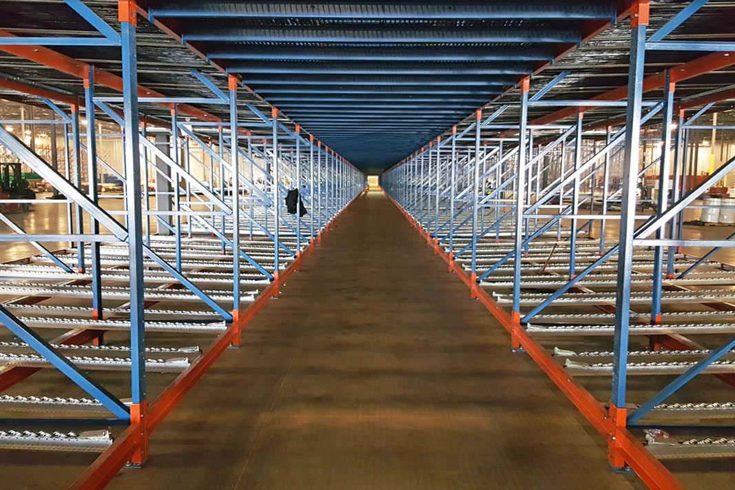 A Pick Tunnel pallet racking system.