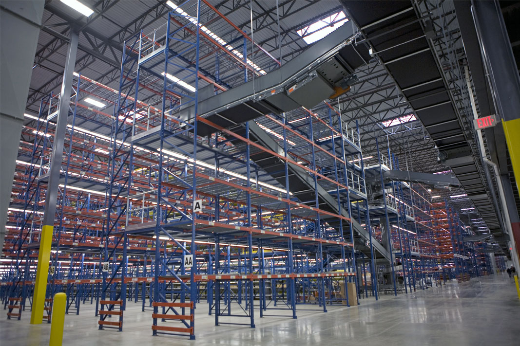 A Pick Module Pallet Rack solution for an E-Commerce application. A Pick Module Pallet Rack solution for an E-Commerce application.